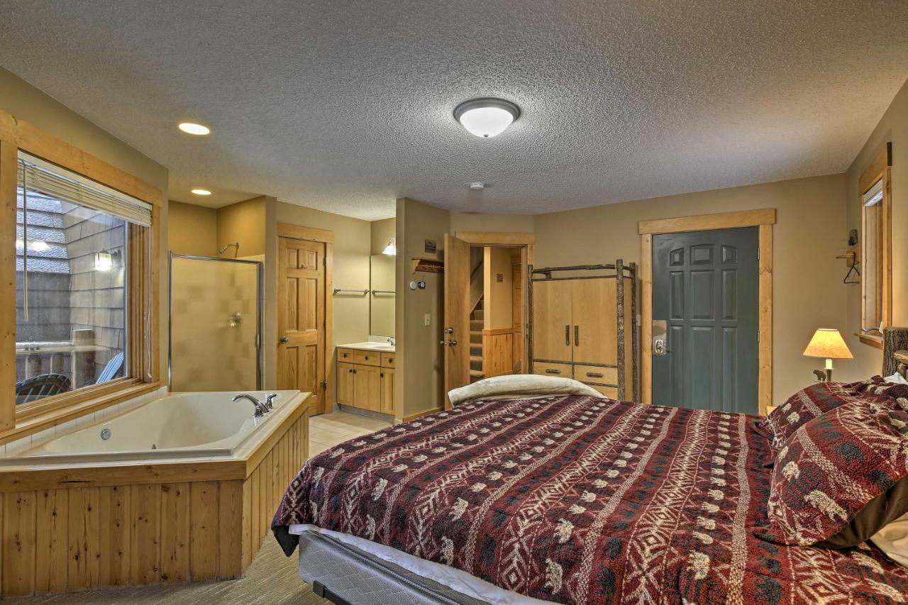Comfy Lutsen Mountain Villa With Balcony And Grill Екстериор снимка